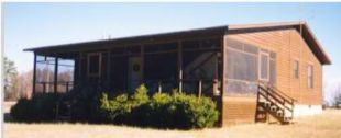 ceder sided ranch, 3 bd, 2 bath